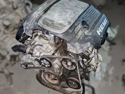 Двигатель (ДВС қозғалтқыш) на HEMI 5.7L EZA/EZB в комплекте под свап за 1 500 000 тг. в Алматы