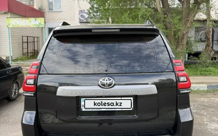 Toyota Land Cruiser Prado 2023 года за 27 000 000 тг. в Актобе