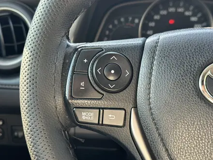 Toyota RAV4 Prestige 2014 года за 9 690 000 тг. в Актобе – фото 13