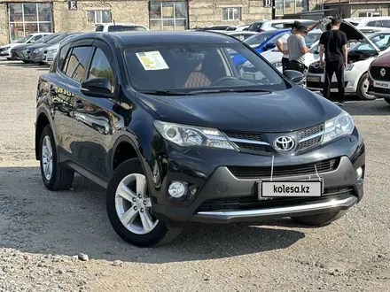 Toyota RAV4 Prestige 2014 года за 9 690 000 тг. в Актобе – фото 3