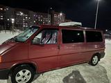 Volkswagen Transporter 2002 годаfor5 800 000 тг. в Астана