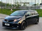 Toyota Sienna 2019 года за 17 500 000 тг. в Алматы – фото 4