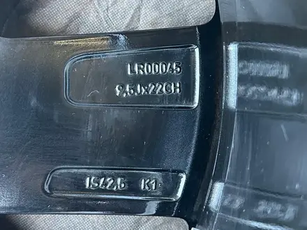 Оригинальные литые диски на Renge Rover R22 5 120 9.5j et 45 cv 72.6 за 1 200 000 тг. в Караганда – фото 5