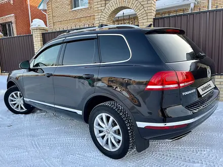 Volkswagen Touareg 2015 года за 16 800 000 тг. в Рудный – фото 4