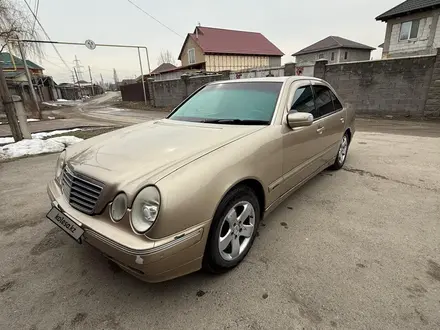 Mercedes-Benz E 320 2000 года за 3 200 000 тг. в Алматы