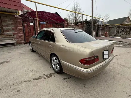 Mercedes-Benz E 320 2000 года за 3 200 000 тг. в Алматы – фото 5