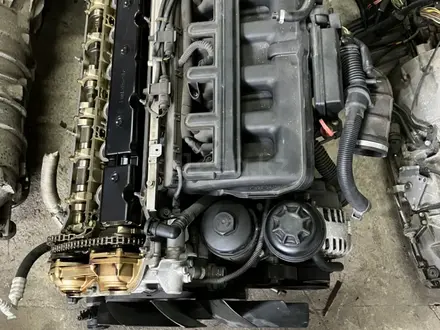 Bmw e39 двигатель m54 объём 2.5 ванус за 450 000 тг. в Алматы