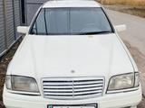 Mercedes-Benz C 200 1995 года за 1 200 000 тг. в Алматы