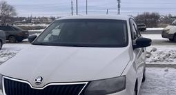 Skoda Rapid 2015 года за 5 200 000 тг. в Уральск – фото 2