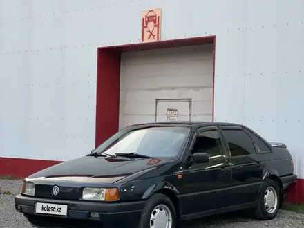 Volkswagen Passat 1991 года за 1 470 000 тг. в Караганда