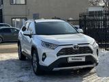 Toyota RAV4 2021 годаfor19 000 000 тг. в Костанай