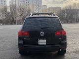 Volkswagen Touareg 2004 года за 4 000 000 тг. в Алматы – фото 3