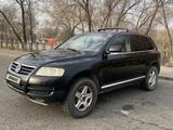 Volkswagen Touareg 2004 года за 4 000 000 тг. в Алматы – фото 4