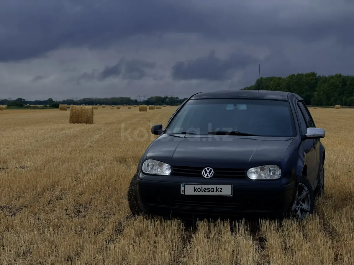 Volkswagen Golf, 2000