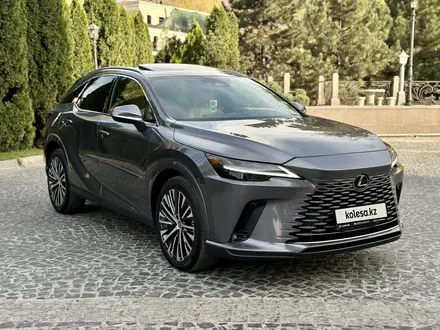 Lexus RX 350 2023 года за 32 000 000 тг. в Алматы – фото 2