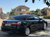 Toyota Camry 2015 года за 10 300 000 тг. в Семей – фото 5