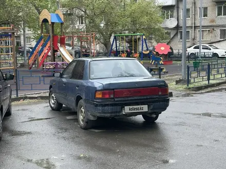 Mazda 323 1991 года за 300 000 тг. в Семей