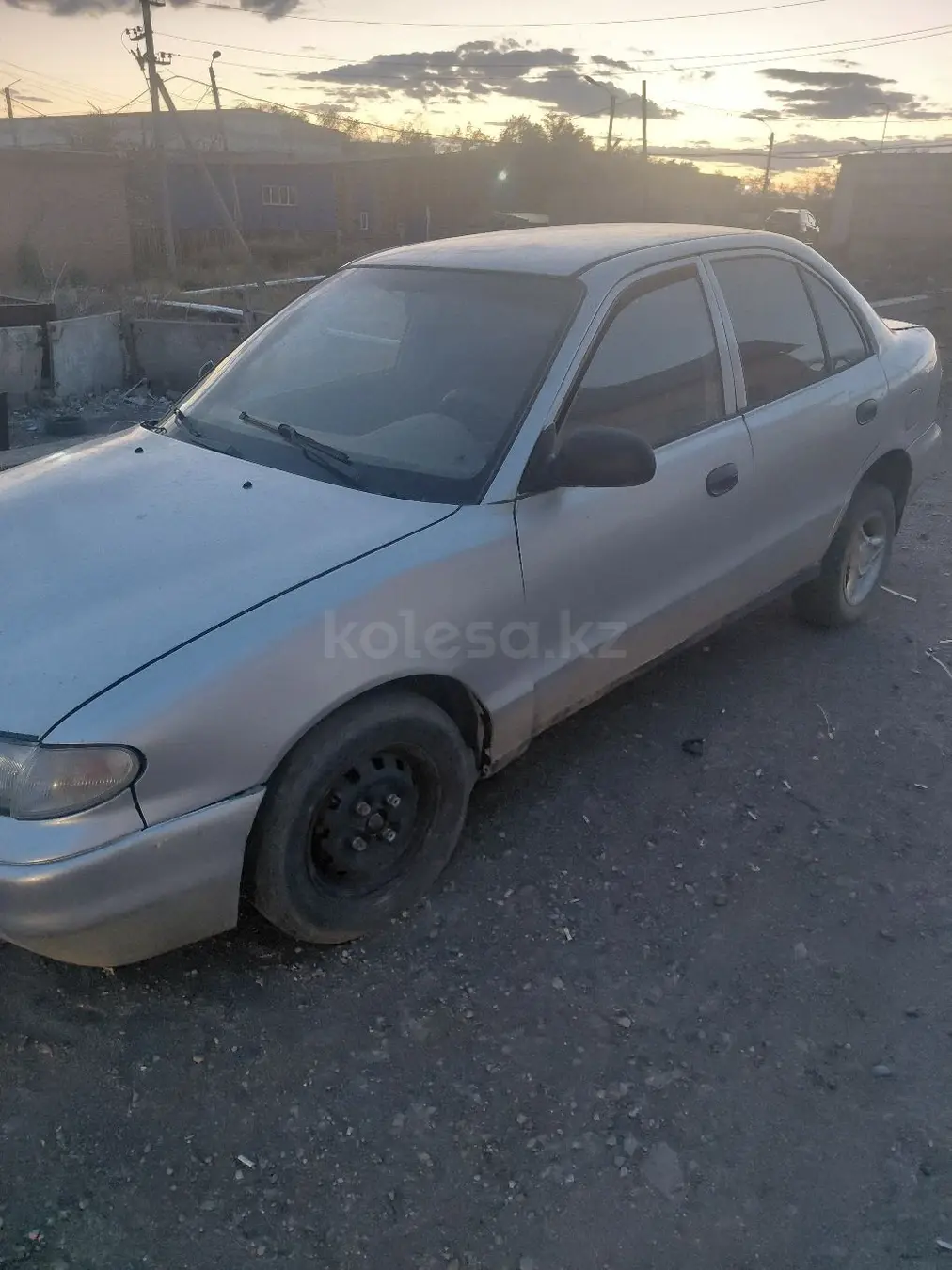 Hyundai Accent, 1996