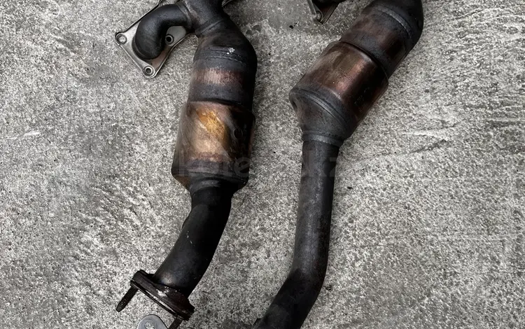 Катализатор f10 n52 выпускные коллектора за 250 000 тг. в Алматы