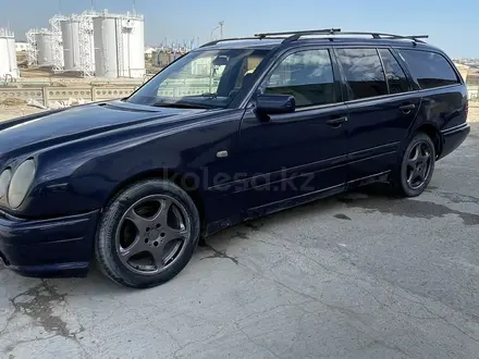 Mercedes-Benz E 200 1997 года за 2 100 000 тг. в Актау