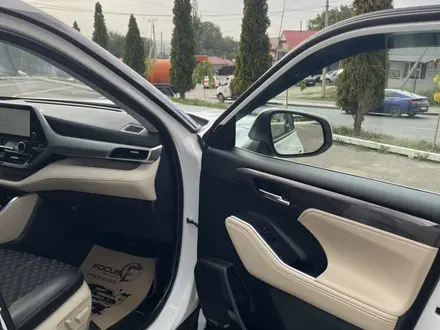 Toyota Highlander 2023 года за 28 000 000 тг. в Алматы – фото 11