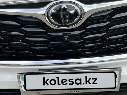 Toyota Highlander 2023 года за 28 000 000 тг. в Алматы – фото 12