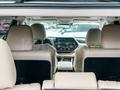 Toyota Highlander 2023 годаүшін28 000 000 тг. в Алматы – фото 37
