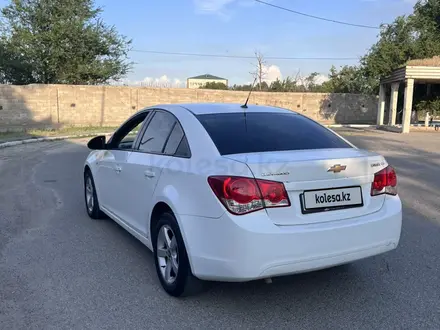 Chevrolet Cruze 2011 года за 3 400 000 тг. в Шымкент – фото 3