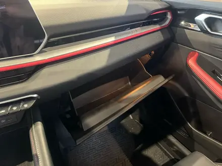 Geely Coolray Flagship 2025 года за 9 990 000 тг. в Актобе – фото 4
