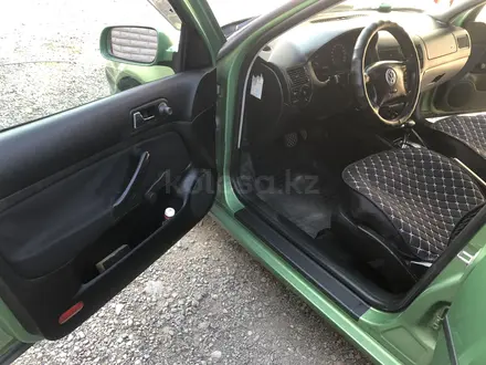 Volkswagen Golf 1999 года за 2 700 000 тг. в Тараз – фото 14
