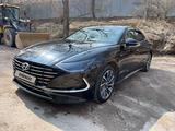 Hyundai Sonata 2020 годаfor11 600 000 тг. в Алматы – фото 2