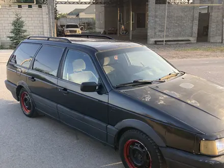 Volkswagen Passat 1991 года за 650 000 тг. в Алматы – фото 2