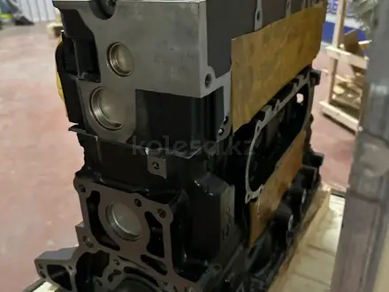 Двигатель 5 L дизель новый оригинал за 1 200 000 тг. в Алматы – фото 2