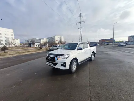 Toyota Hilux 2016 года за 14 500 000 тг. в Актау