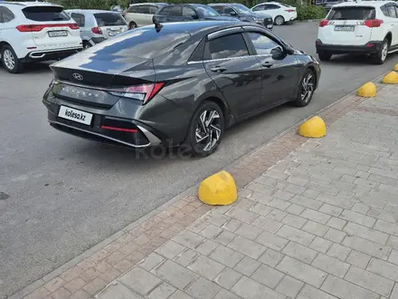 Hyundai Elantra 2024 года за 8 300 000 тг. в Шымкент – фото 2