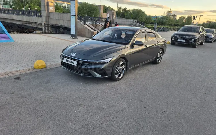Hyundai Elantra 2024 годаүшін8 300 000 тг. в Шымкент