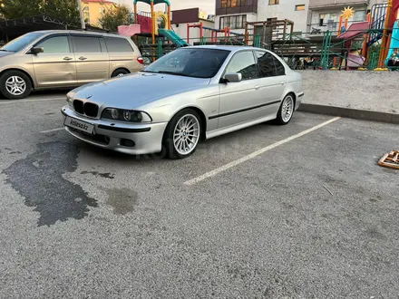 BMW 540 2002 года за 6 500 000 тг. в Алматы – фото 3