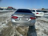 Toyota Camry 2019 года за 10 891 800 тг. в Алматы – фото 2