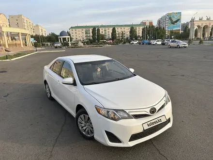 Toyota Camry 2014 года за 8 400 000 тг. в Уральск – фото 2