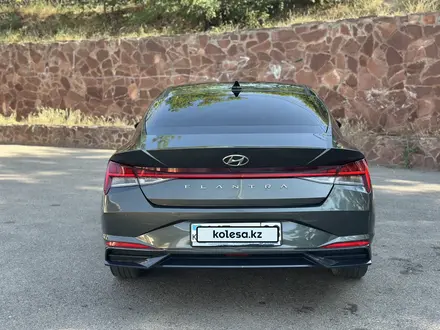 Hyundai Elantra 2022 года за 8 300 000 тг. в Тараз – фото 6