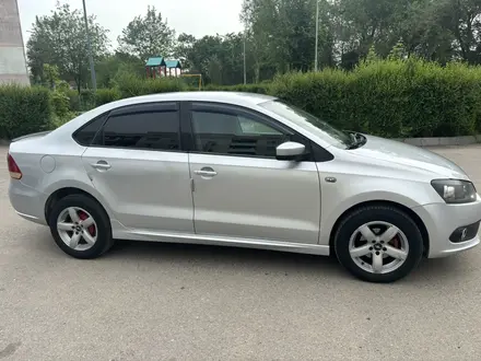 Volkswagen Polo 2014 года за 3 950 000 тг. в Алматы – фото 5