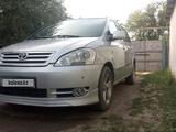Toyota Avensis Verso 2002 года за 6 000 000 тг. в Уральск – фото 2