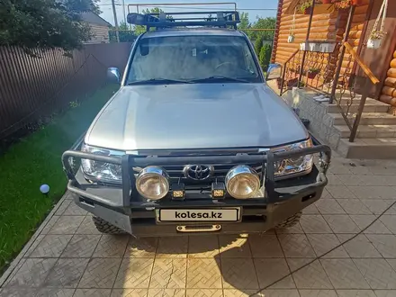Toyota Land Cruiser 2005 года за 13 400 000 тг. в Уральск – фото 2