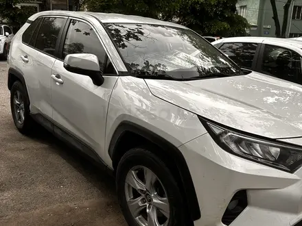 Toyota RAV4 2020 года за 12 000 000 тг. в Алматы – фото 4