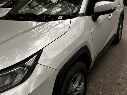 Toyota RAV4 2020 года за 12 000 000 тг. в Алматы – фото 3