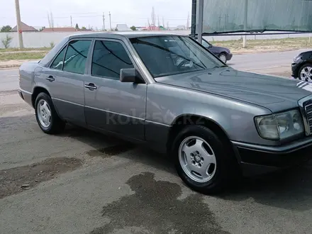 Mercedes-Benz E 230 1992 года за 1 700 000 тг. в Шымкент – фото 3