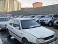 Volkswagen Golf 1994 года за 790 000 тг. в Караганда – фото 2