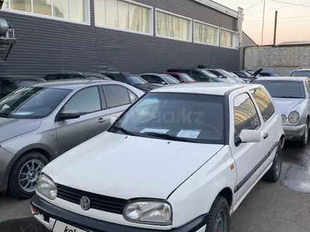 Volkswagen Golf 1994 года за 790 000 тг. в Караганда – фото 3