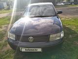 Volkswagen Passat 1996 годаүшін1 800 000 тг. в Атбасар
