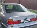BMW 520 1993 года за 1 600 000 тг. в Алматы – фото 2